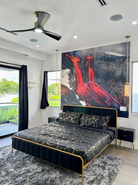 Elements Las Olas w Pool and Spa Near Beach