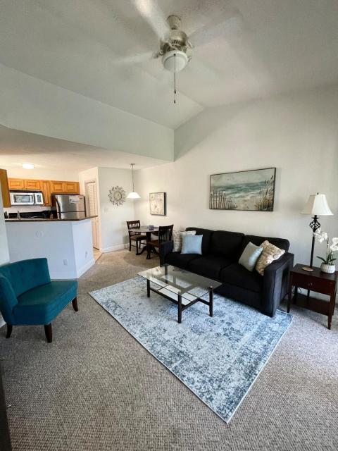 Relaxing Condo with Heated Pool