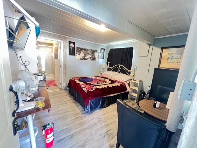 Guest Suite - Private Retreat - J-1