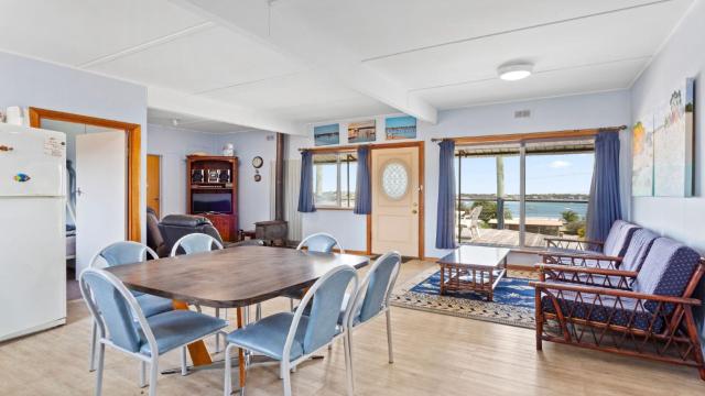About Windward - Budget Property With Million Views