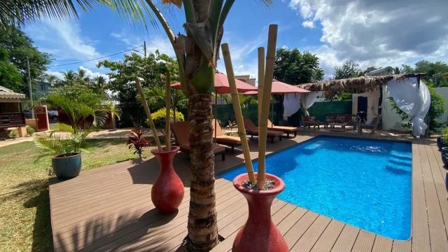 Charming House in Albion with Shared Pool