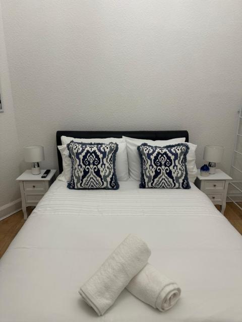 Edinburgh City Centre Double Room