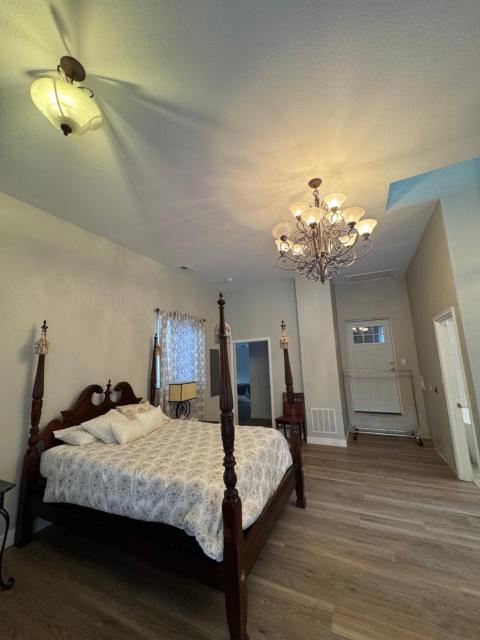Secluded Comfort in Southwest Colorado Springs