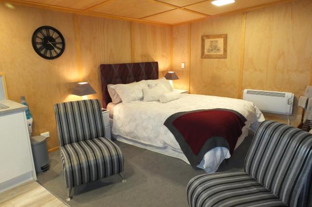 Town and Country Cabin