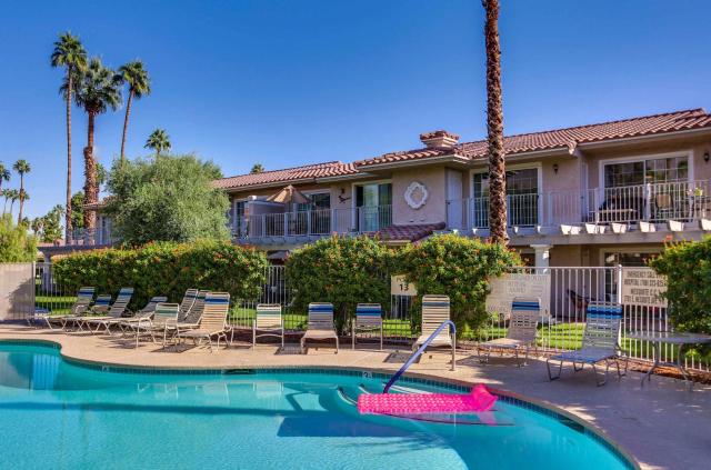Stylish Condo with Private Pool & & Panoramic View