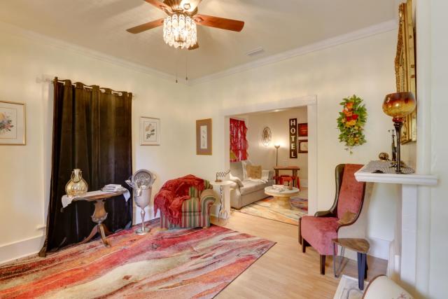 Thomasville Cottage Near The Big Oak & Downtown!