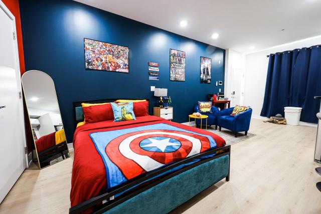 Superhero Stay Marvel Fan Paradise