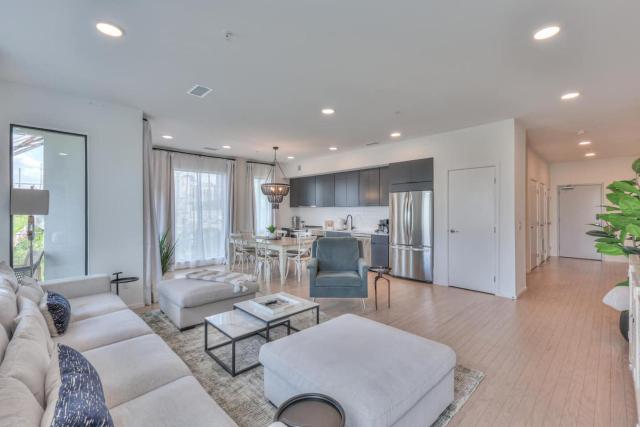 Boutique Condo on Nashville's Riverfront- EVE #402