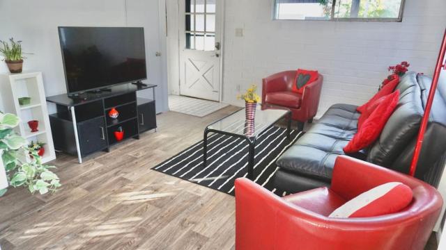 Convenient 1 bedroom Near U of U,Hospital,Downtown