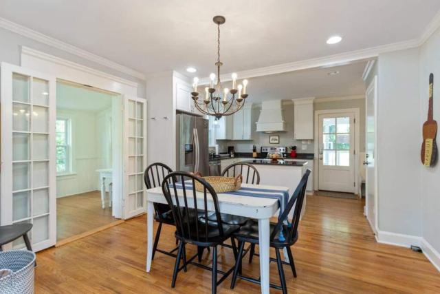 Nashville's Cumberland Cottage