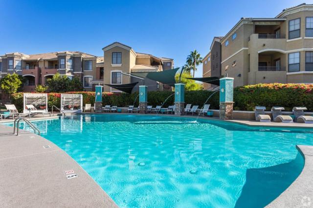 Boulevard Stays 2BR by Stadium Pool Parking Gym 06