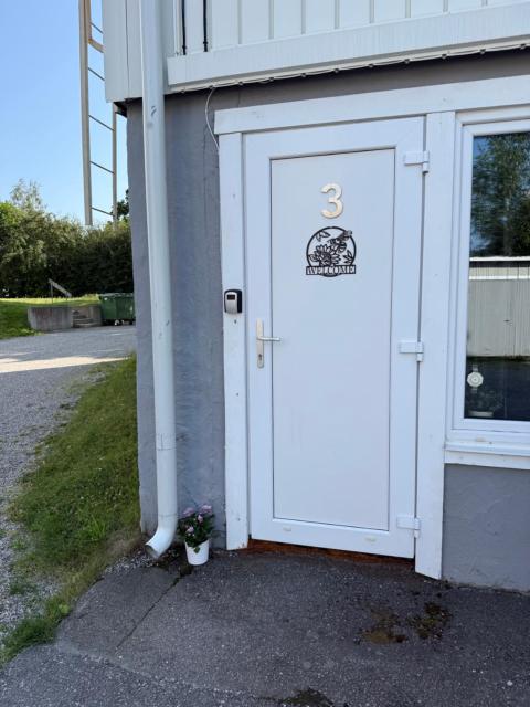 Lägenhet med egen ingång.
