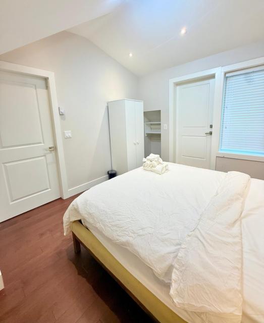 The Cozy Quad In the Heart of Vancouver
