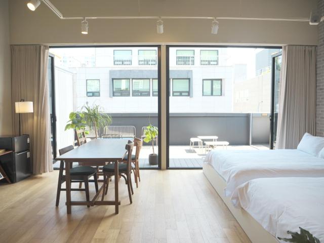 Upflo Hostel