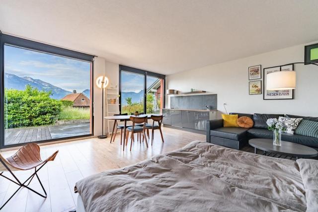 Light-filled studio with panoramic views