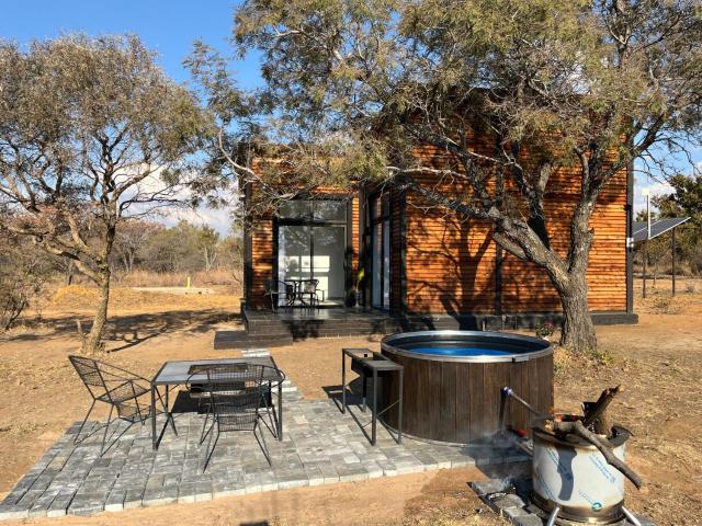 Kiara Cabin Bentlys Dinokeng