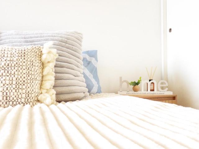 QV # Free Car Parking # Urban SkyPool 2 Bed & 1 Sofa Bed Apt QV1 Family Friendly - Ultimate Melbourne CBD, Morning with Cafe, Pool, Gym & Free Car Parking