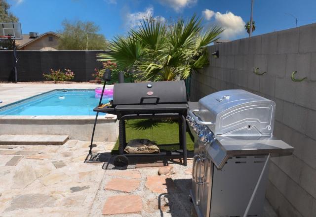 Plunge Pool with Spa and BBQ Gated