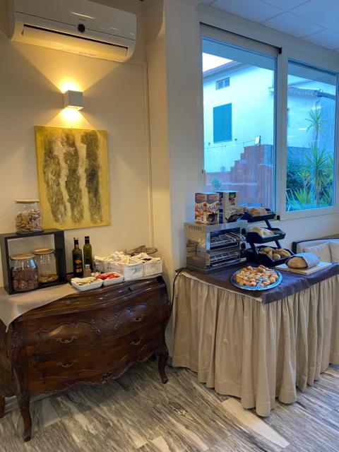 Hotel Monti