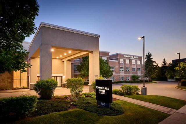 TownePlace Suites by Marriott Mississauga-Airport Corporate Centre