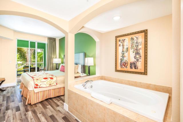 Mizner Place at Weston Town Center, Fort Lauderdale