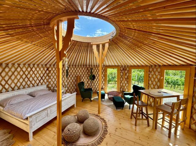 Glamping Marcipan - Jurty ve vinici na Jižní Moravě