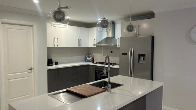 Lap of Luxury- Executive Retreat-Premium Bathurst Stay