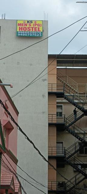 KS Men's PG & Hostel
