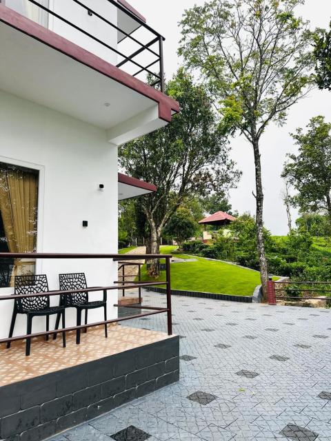 Greenshore 4BHK Pool Villa Vagamon