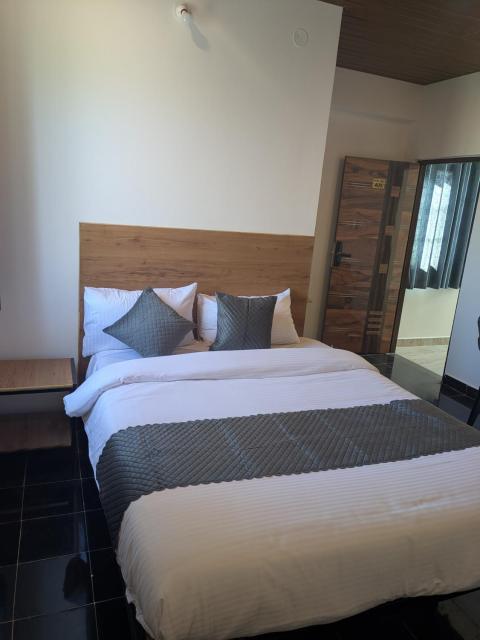 Hotel Virat Stay