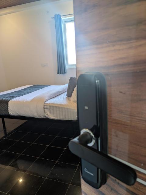 Hotel Virat Stay