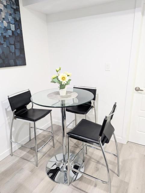 Basement Suite in Desrochers SW
