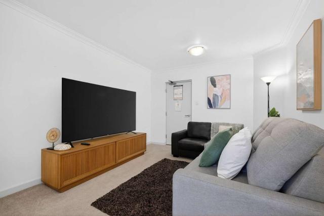 1BR Near Kings Park Pool & Free Parking