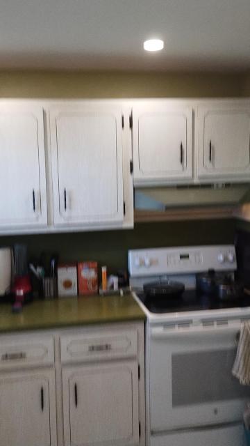 1 Bedr condo at Sunrise , long term