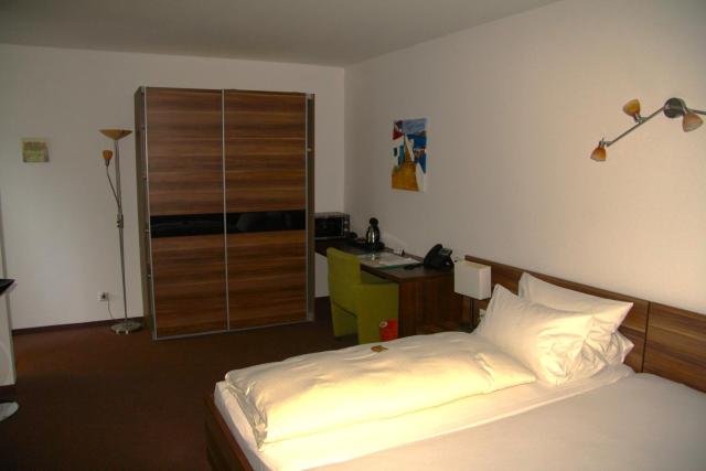 Atrium serviced Apartments and Bungalows