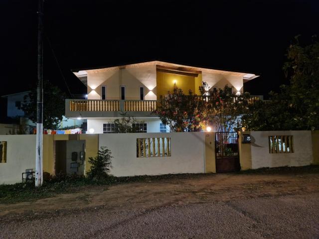 Casa Andries Montanja Rey