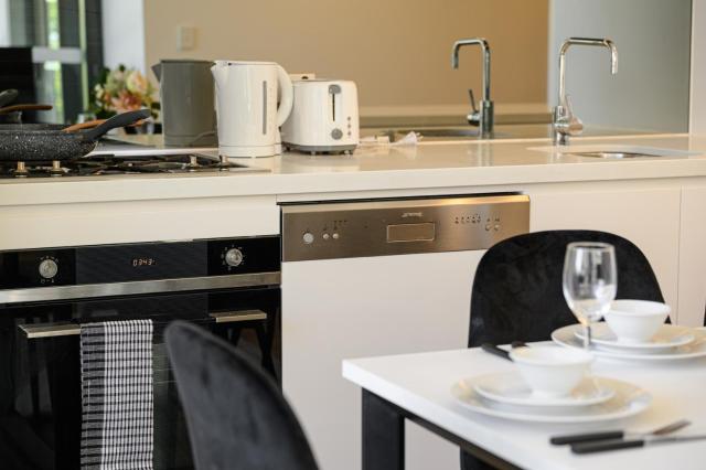 Rosebery Spacious 2Br Apt Near CBD Free Parking