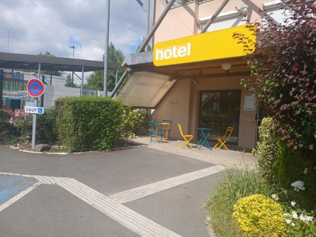 Unisotel Valenciennes EX-hôtel F1