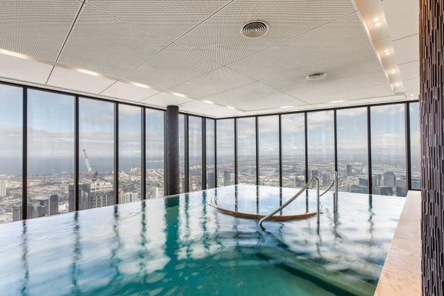 Oriana - Refined Skyline Retreat by Yarra River