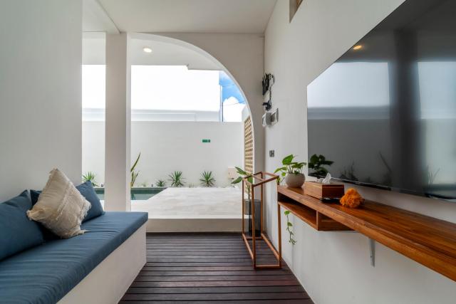 Villa Rhea - Where Every Detail Tells a Story