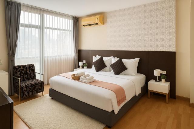 Cozy stylish home near Nana BTS