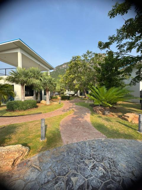 Baan Sam Roi Yot Mountain View Pool Villa