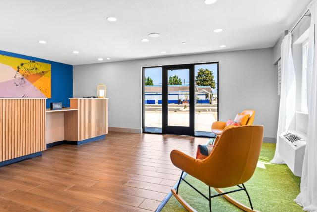 Spark by Hilton Modesto