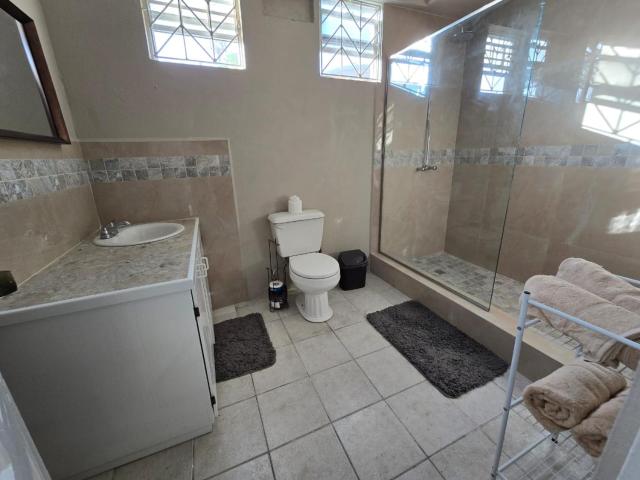 JahzzyJ Apartments