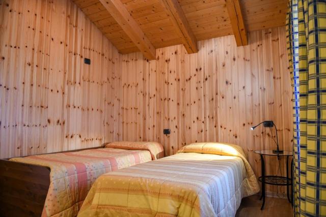 Cabin in front of Grand Paradis and Arolla