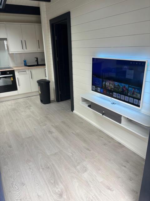 The Cabin Near Galway City Centre 10Mins
