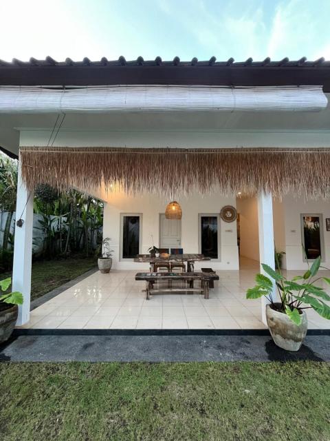 Kondo Villa 2 BR- Private Pool