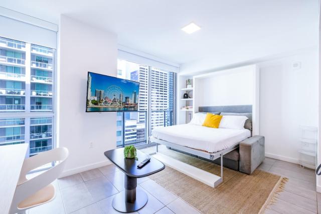 Stylish Modern Downtown Studio Free Parking