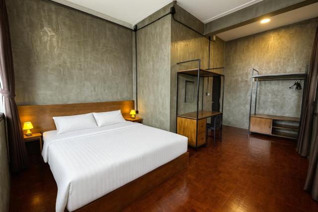 Lanna Loft Hostel