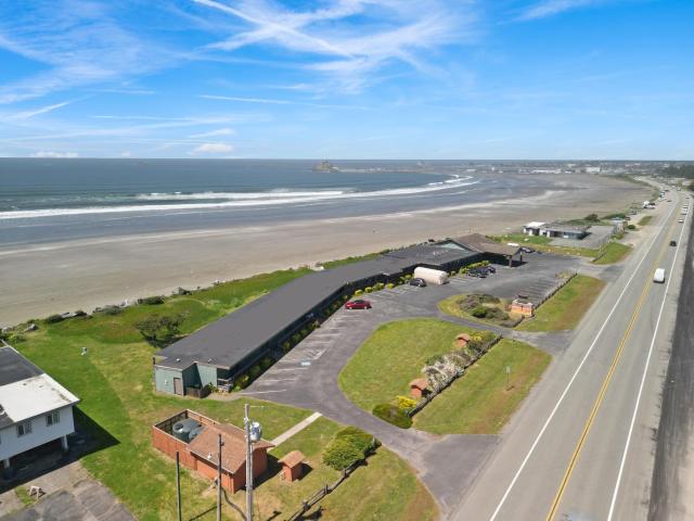 Crescent Beach Motel